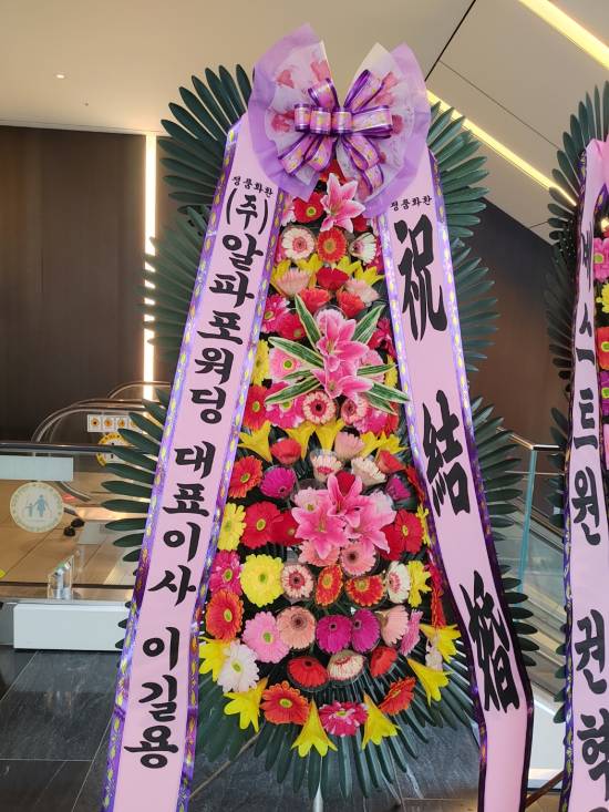 업로드 이미지
