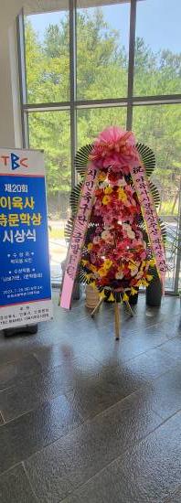 업로드 이미지