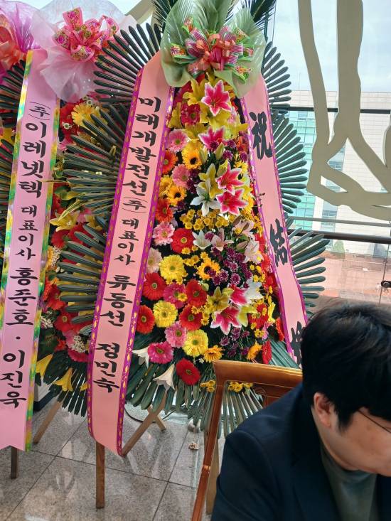 업로드 이미지