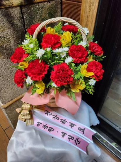 업로드 이미지