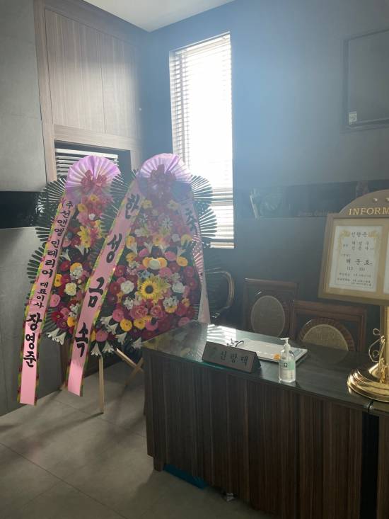 업로드 이미지