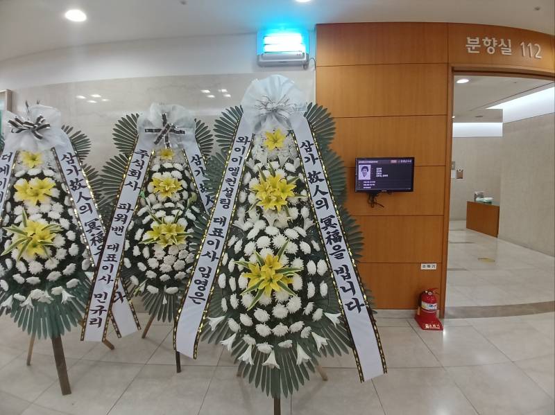 업로드 이미지