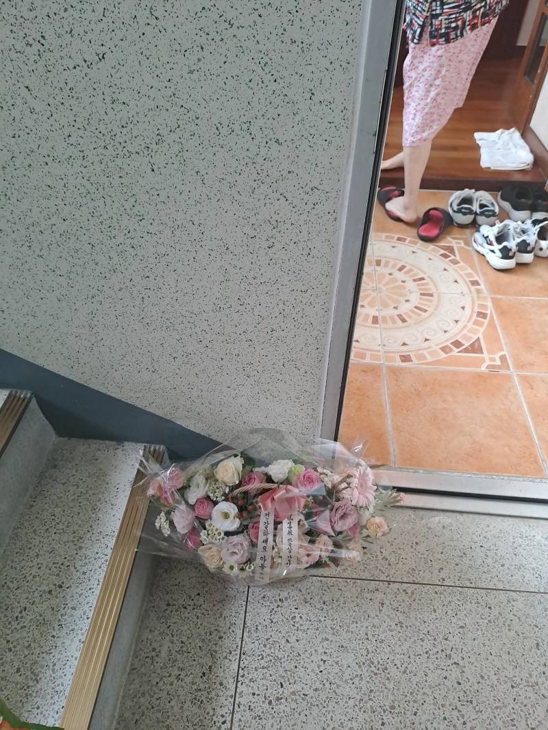 업로드 이미지
