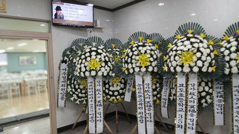 업로드 이미지