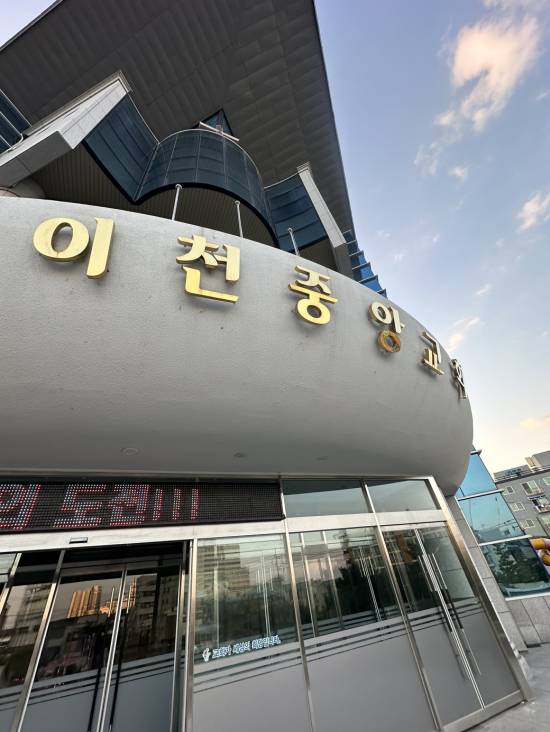 업로드 이미지