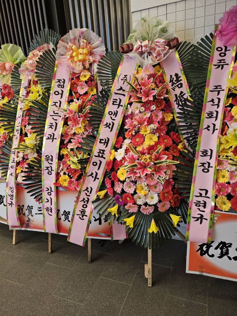 업로드 이미지