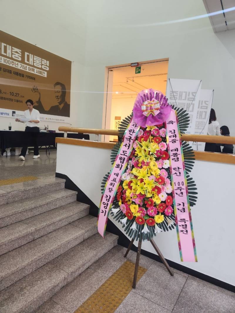 업로드 이미지
