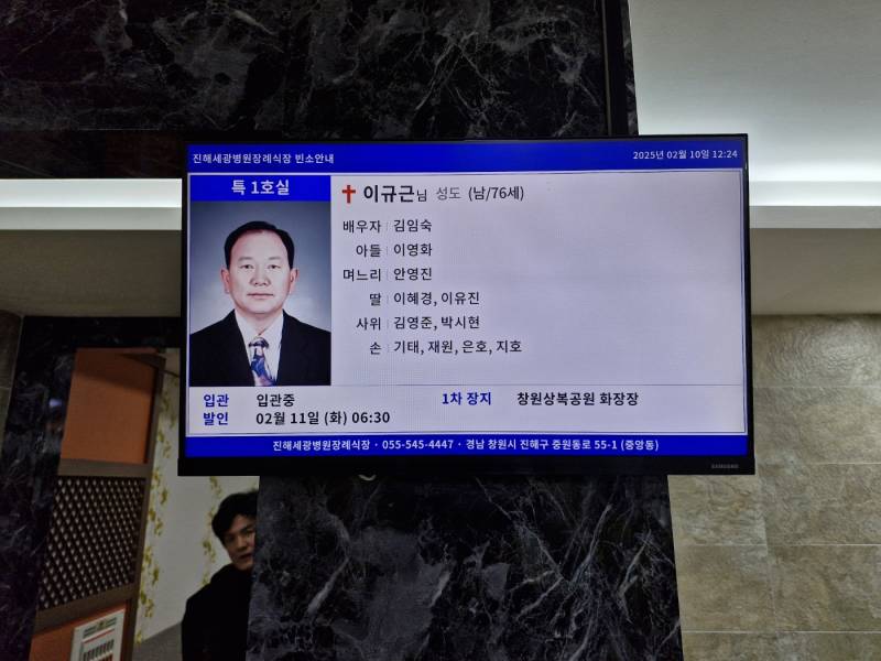 업로드 이미지