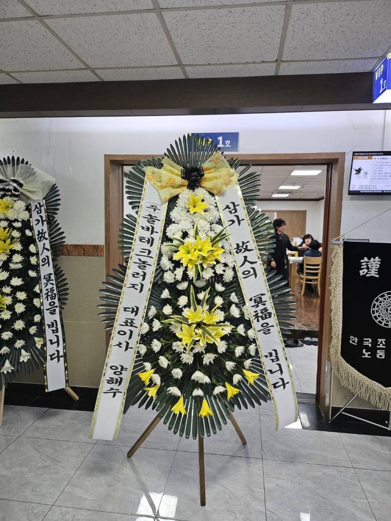 업로드 이미지