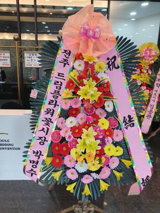 업로드 이미지