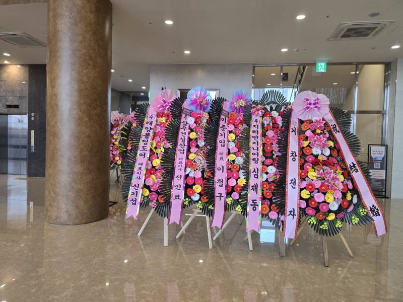 업로드 이미지