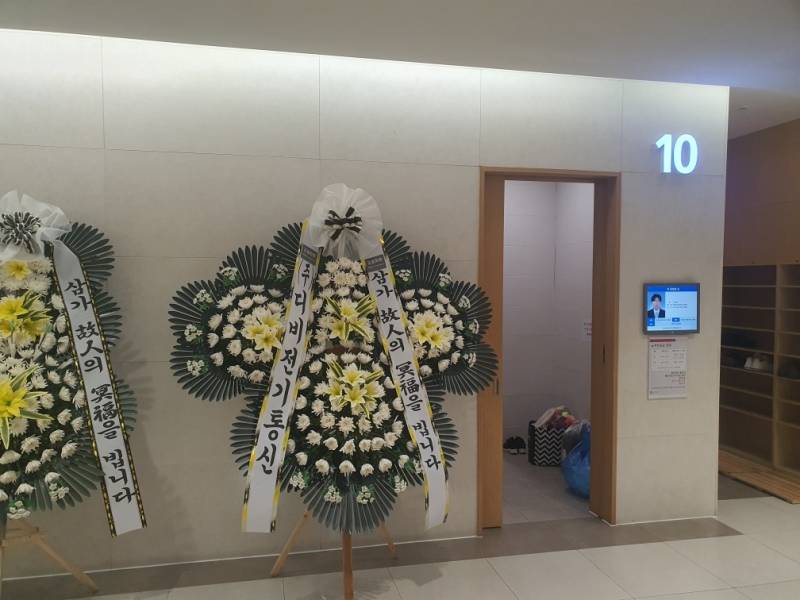 업로드 이미지
