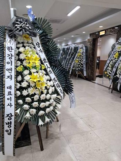 업로드 이미지