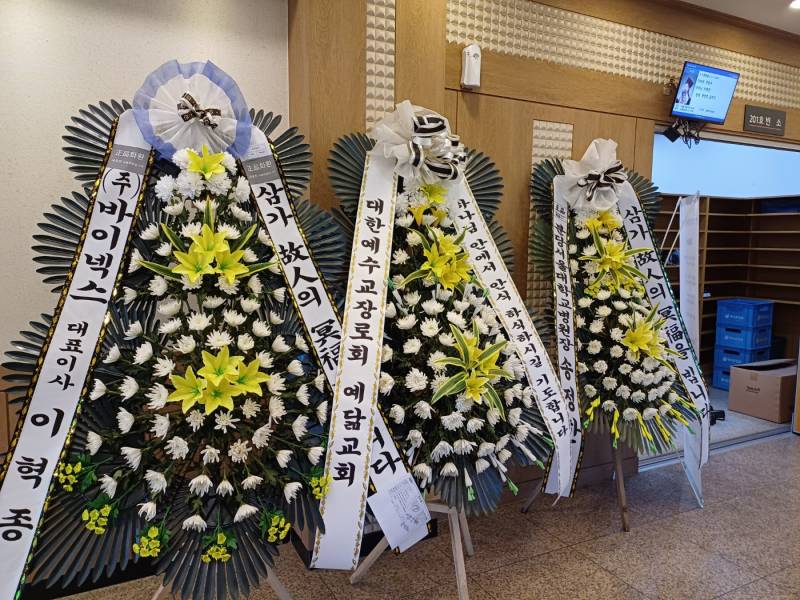 업로드 이미지