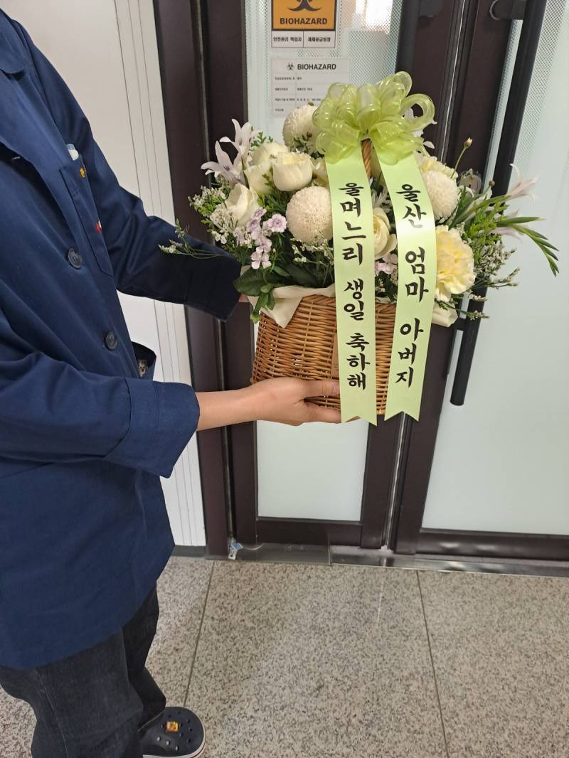 업로드 이미지
