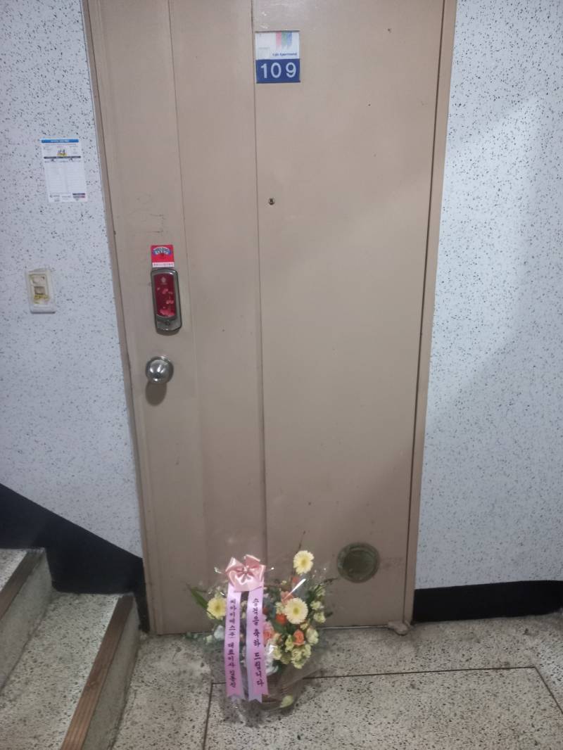 업로드 이미지