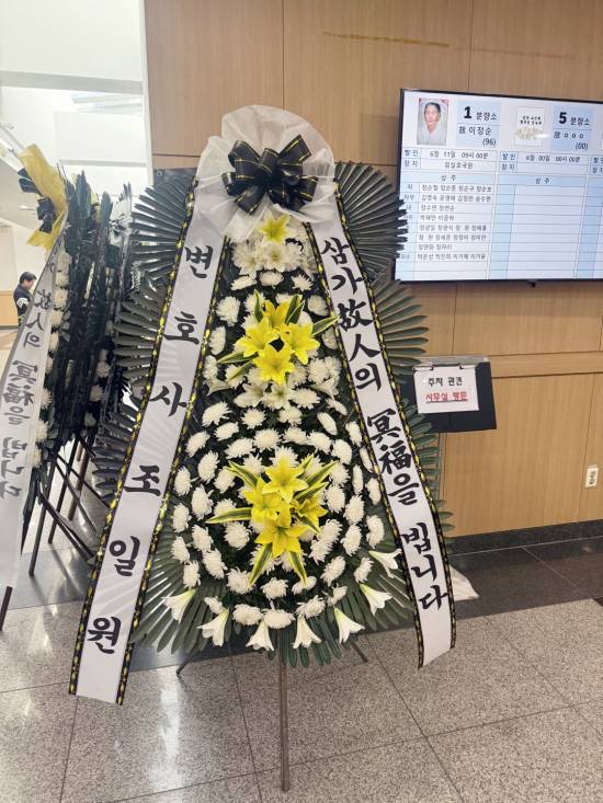 업로드 이미지