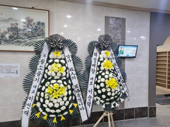 업로드 이미지