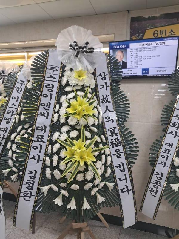 업로드 이미지