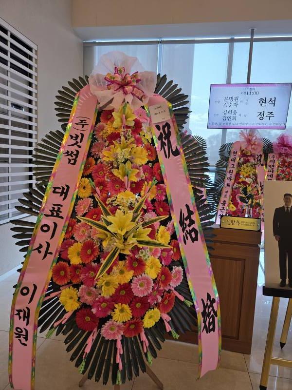 업로드 이미지