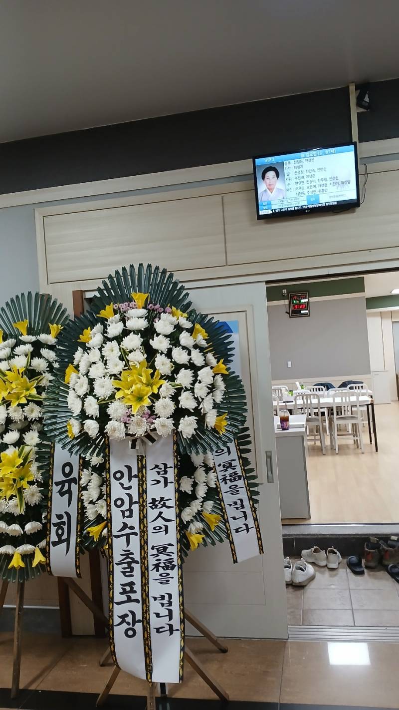 업로드 이미지