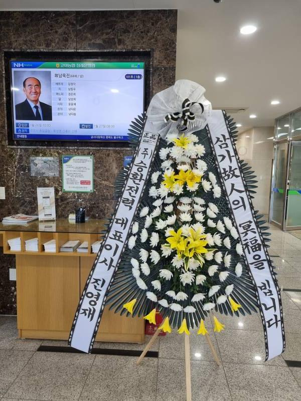 업로드 이미지