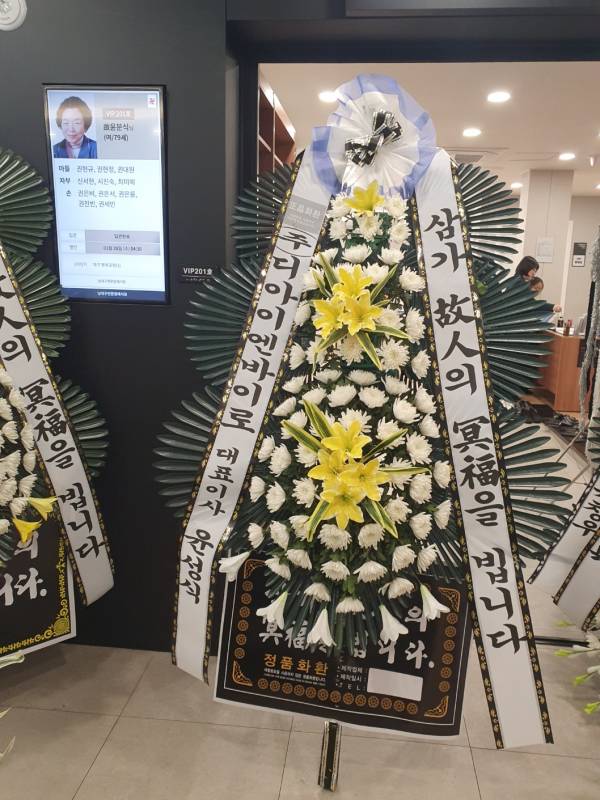 업로드 이미지