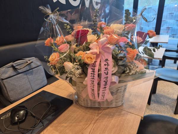 업로드 이미지