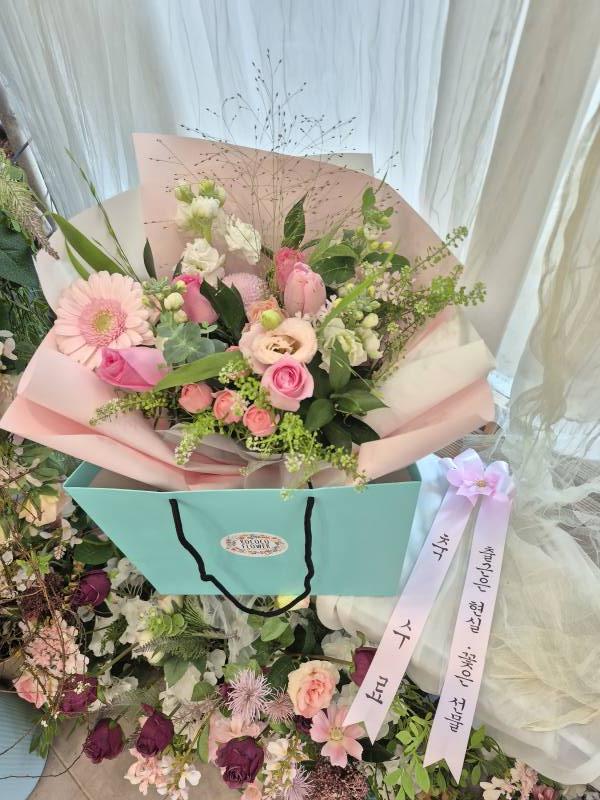 업로드 이미지