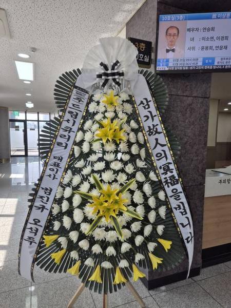 업로드 이미지
