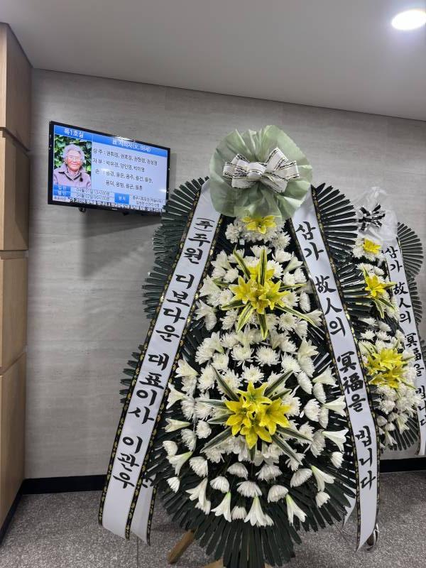 업로드 이미지