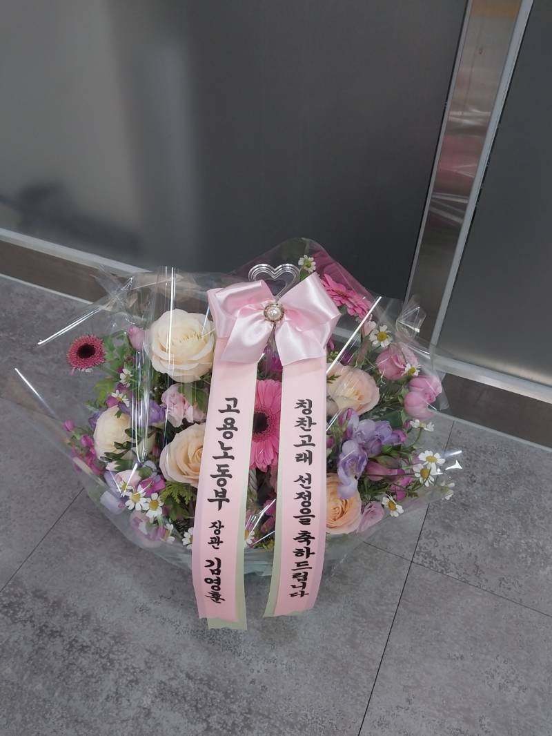 업로드 이미지
