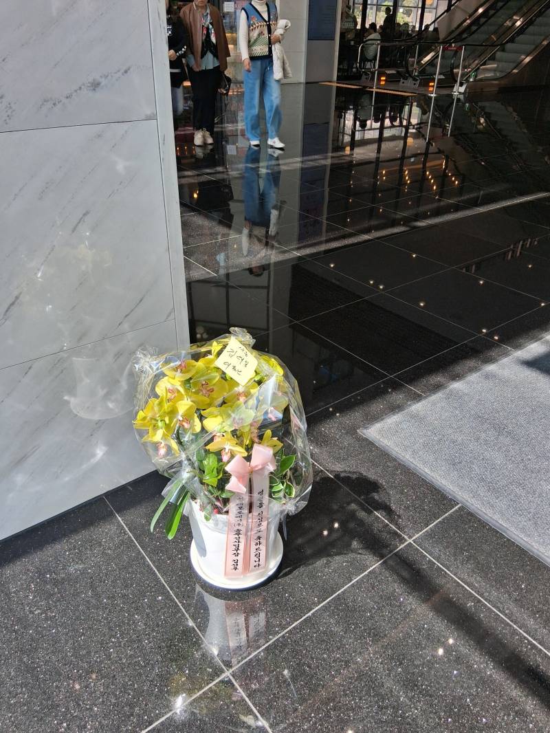 업로드 이미지