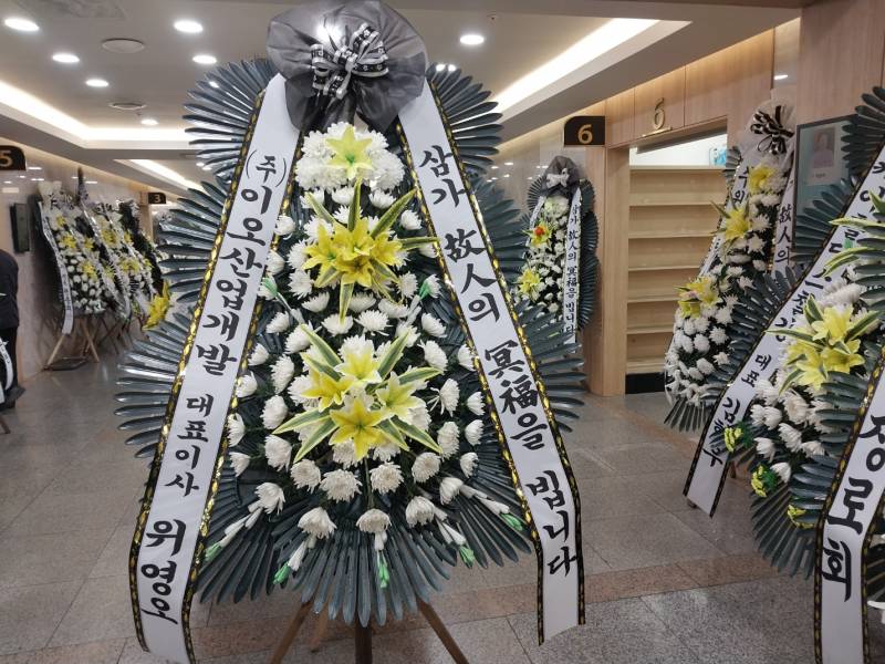 업로드 이미지