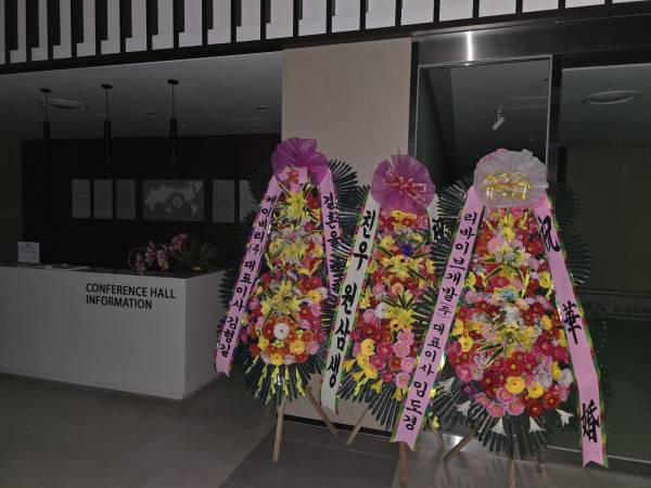 업로드 이미지
