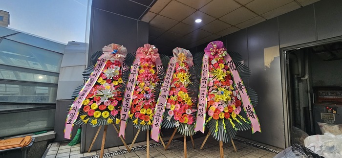 업로드 이미지