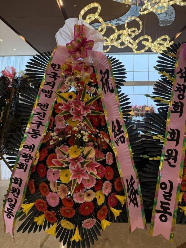 업로드 이미지