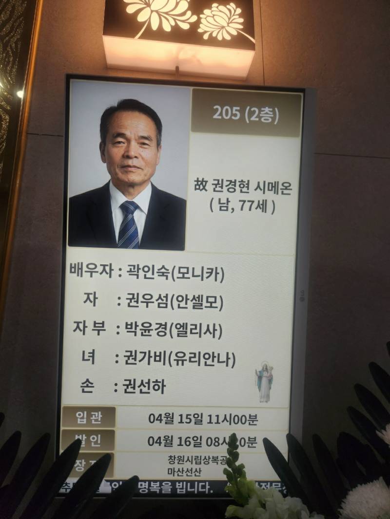 업로드 이미지