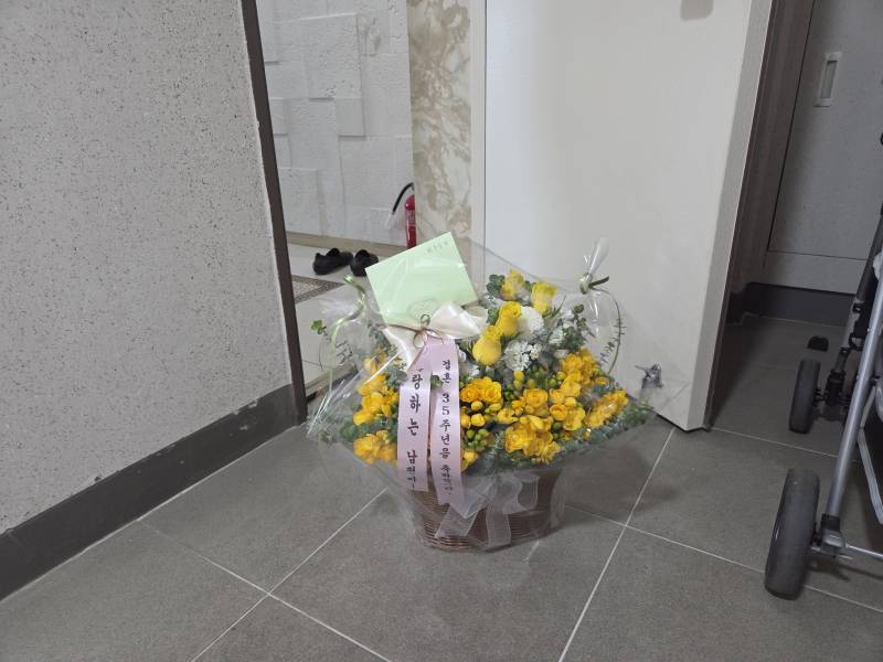 업로드 이미지