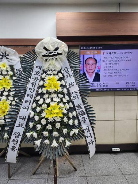 업로드 이미지