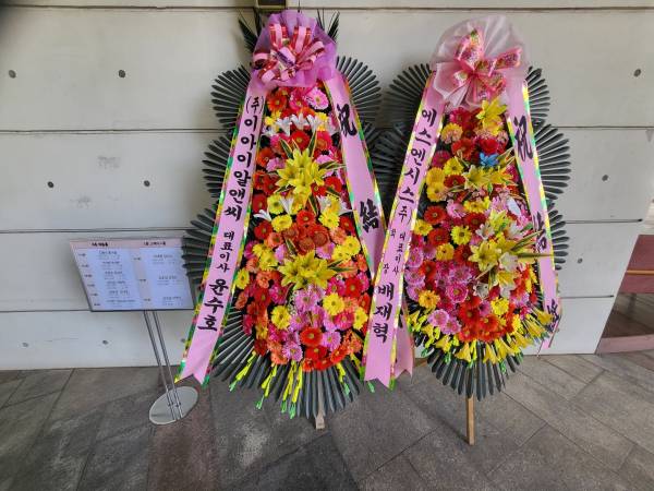 업로드 이미지