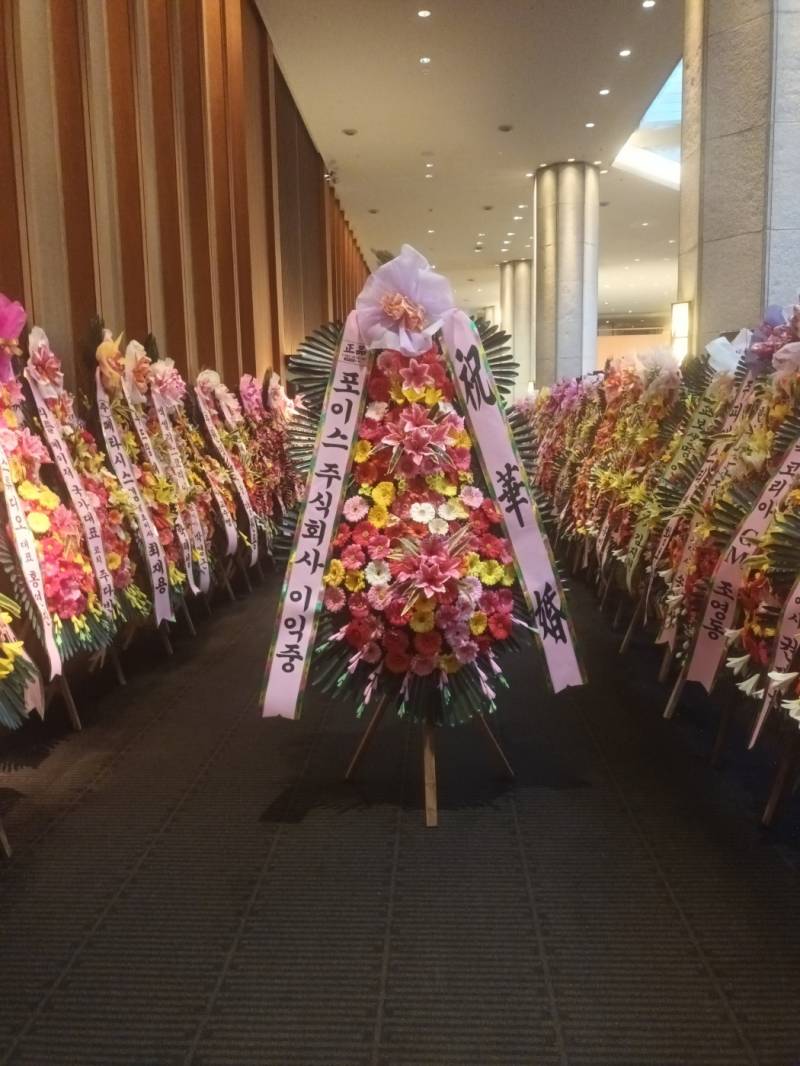 업로드 이미지