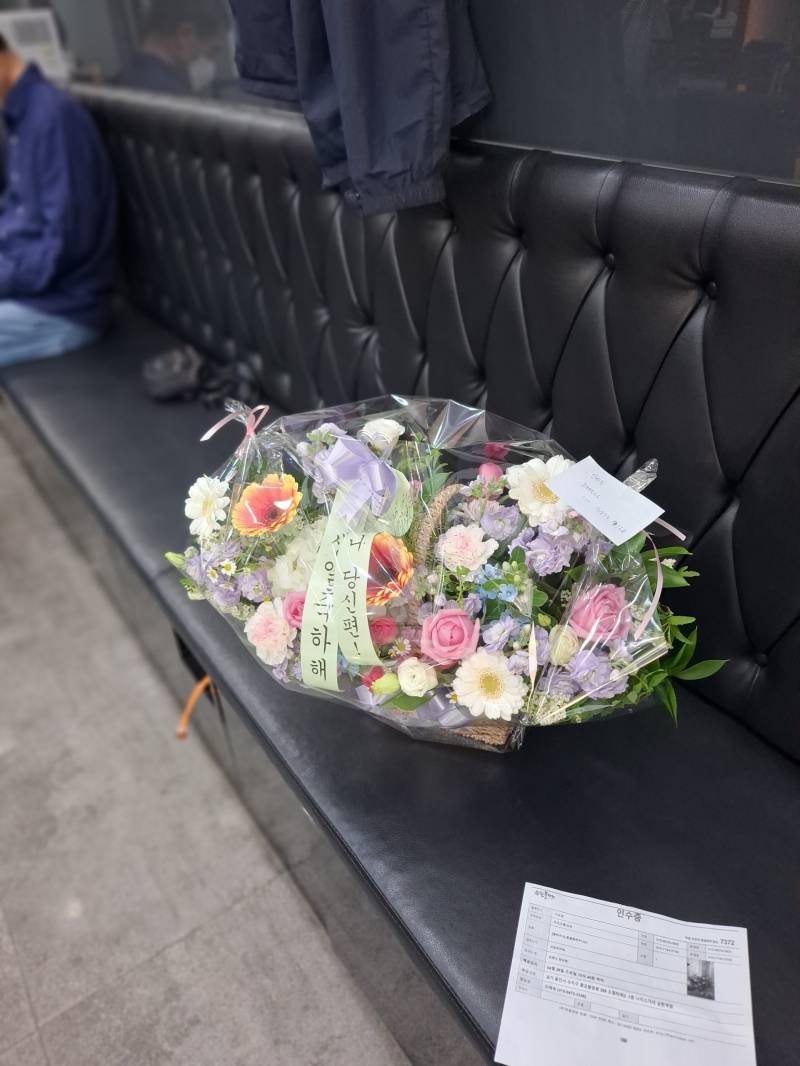 업로드 이미지