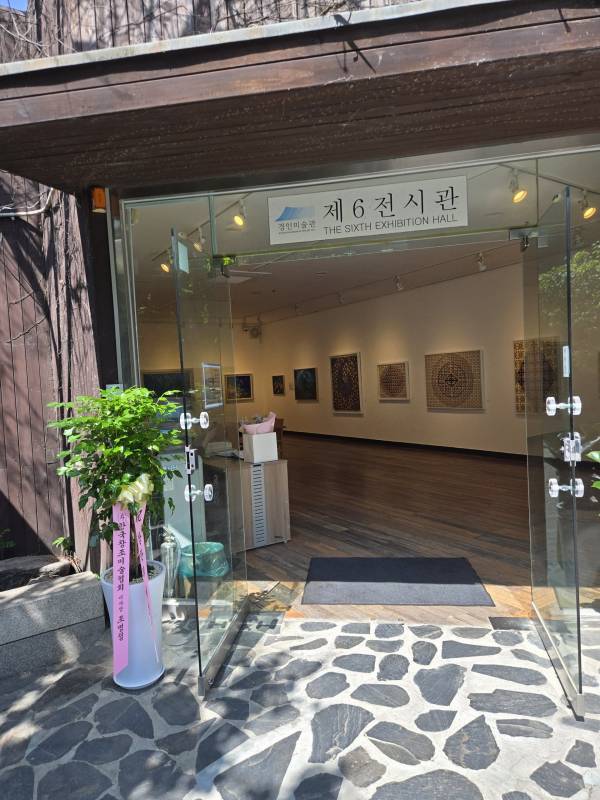 업로드 이미지