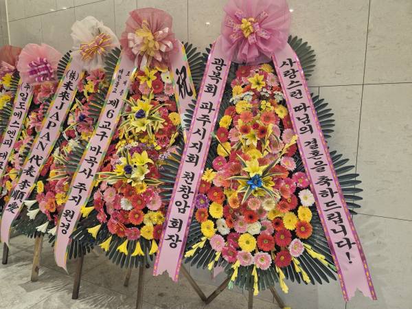 업로드 이미지