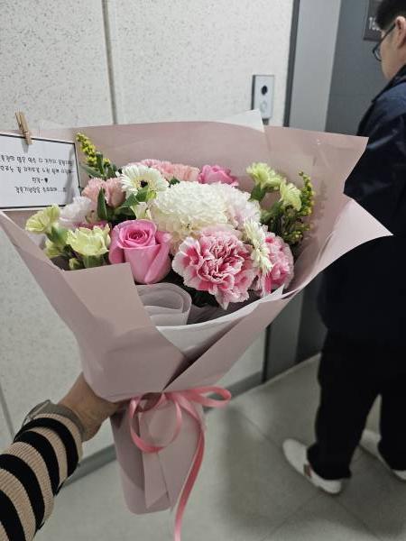 업로드 이미지