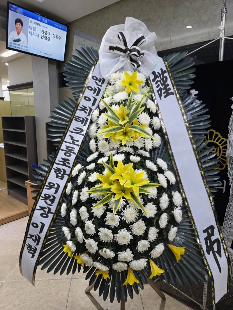 업로드 이미지