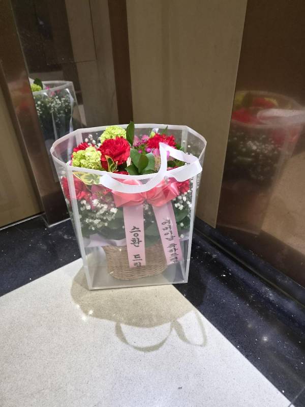 업로드 이미지