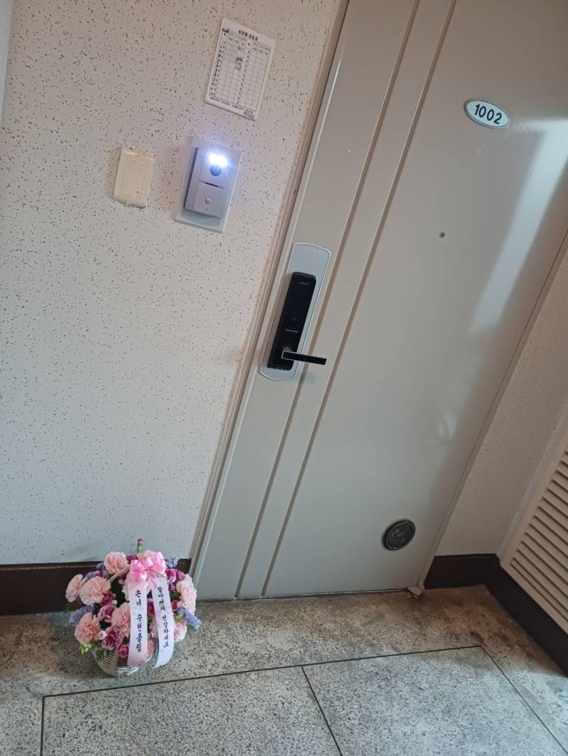 업로드 이미지