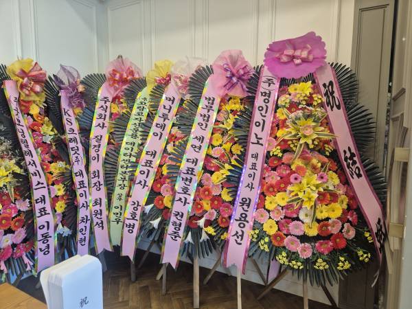 업로드 이미지